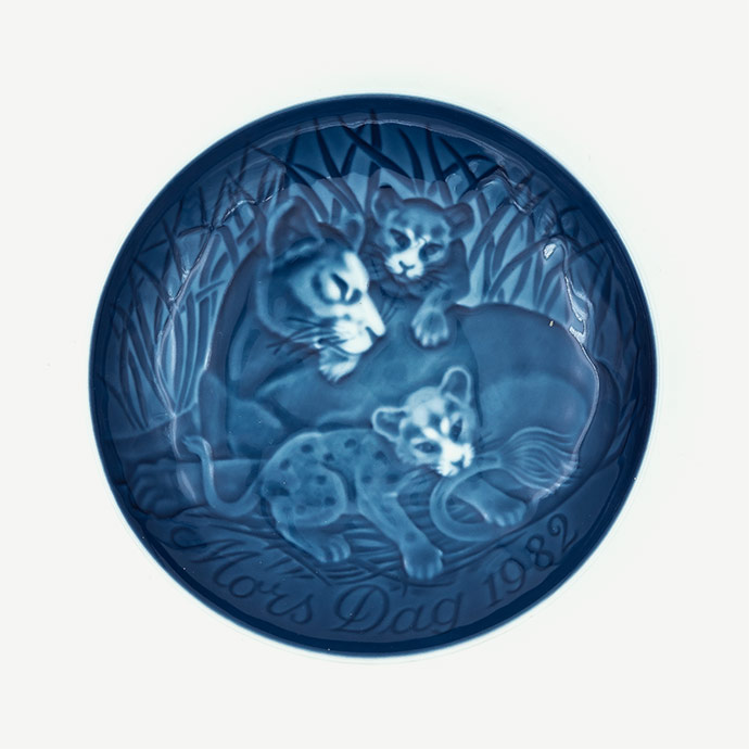royal copenhagen mors dag koleksiyon tabağı için detaylı bilgi göster royal copenhagen mors dag koleksiyon tabağı resmi