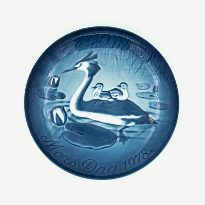 royal copenhagen mors dag koleksiyon tabağı için detaylı bilgi göster royal copenhagen mors dag koleksiyon tabağı resmi