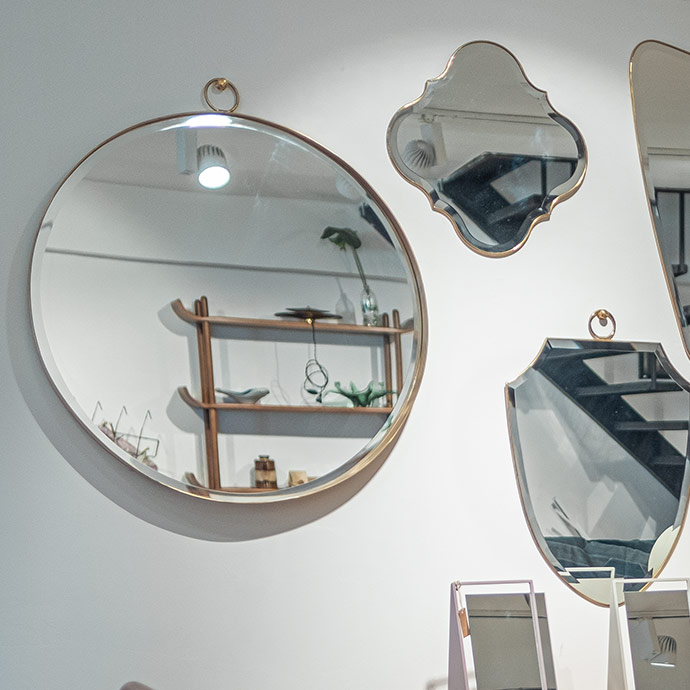 kenarlı 70 cm midcentury daire ayna için detaylı bilgi göster kenarlı 70 cm midcentury daire ayna resmi