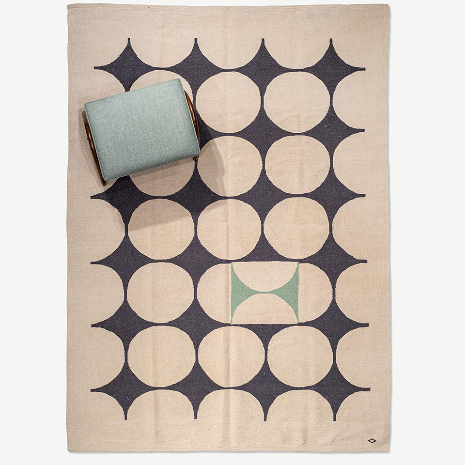 circle el dokuması kilim 170x236, 4 m2 için detaylı bilgi göster circle el dokuması kilim 170x236, 4 m2 resmi