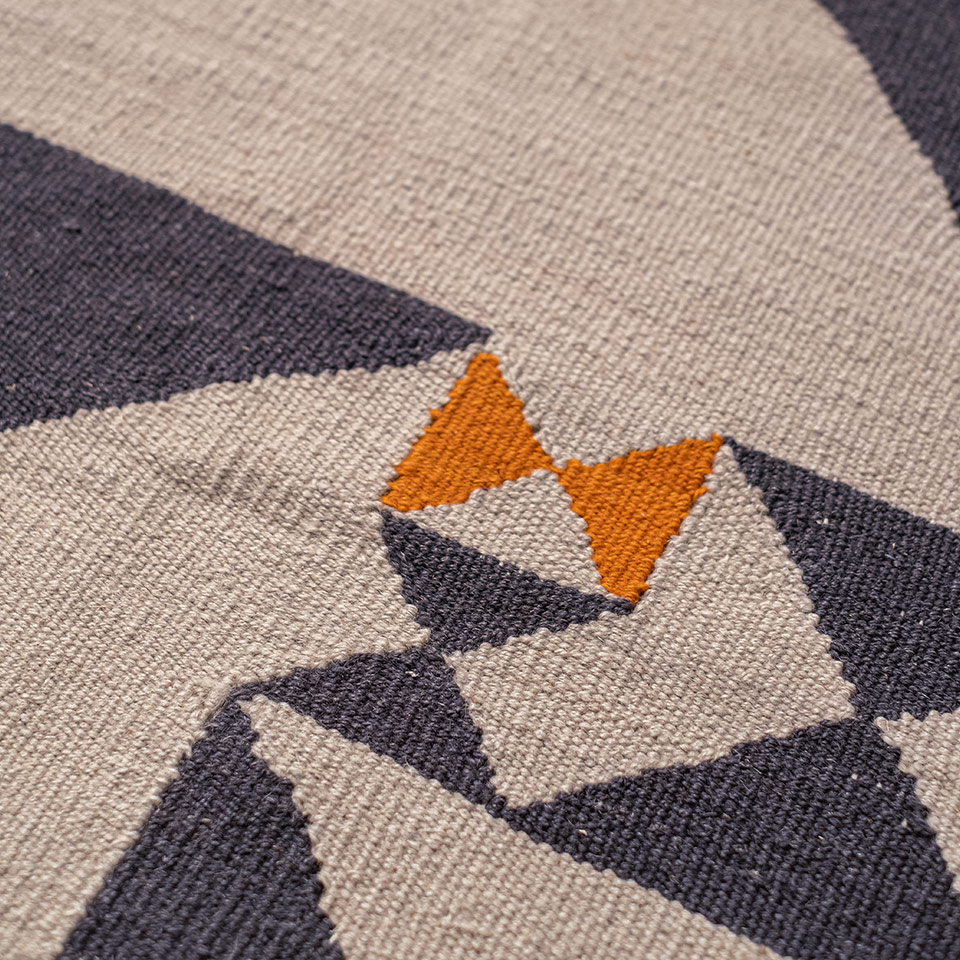 cross golden ratio el dokuması kilim 81x146, 1,17 m2 için detaylı bilgi göster cross golden ratio el dokuması kilim 81x146, 1,17 m2 resmi