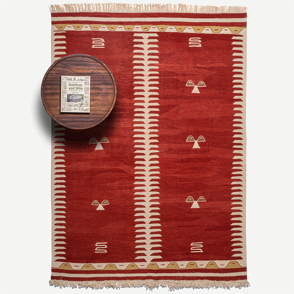 tırnak el dokuması kilim 3,80 m2 için detaylı bilgi göster tırnak el dokuması kilim 3,80 m2 resmi