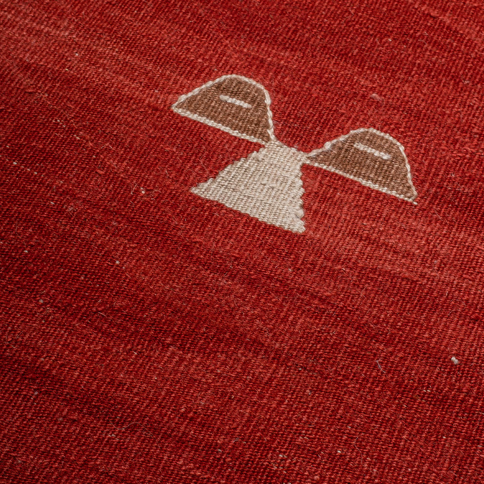 tırnak el dokuması kilim 3,80 m2 için detaylı bilgi göster tırnak el dokuması kilim 3,80 m2 resmi