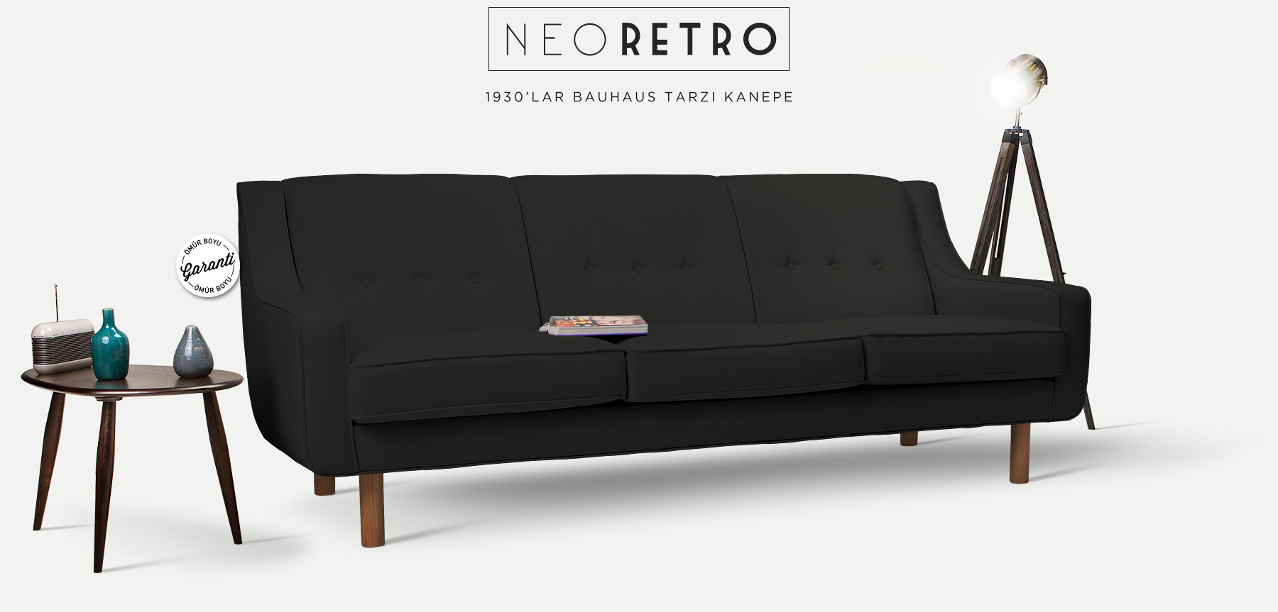 NEORETRO™ ÜÇLÜ SİYAH KANEPE'in resmi