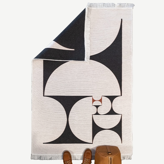 midcentury golden ratio kilim serisi'in resmi