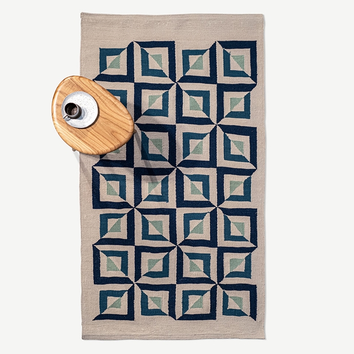 ıllusion el dokuması kilim 84x149, 1,25 m2'in resmi
