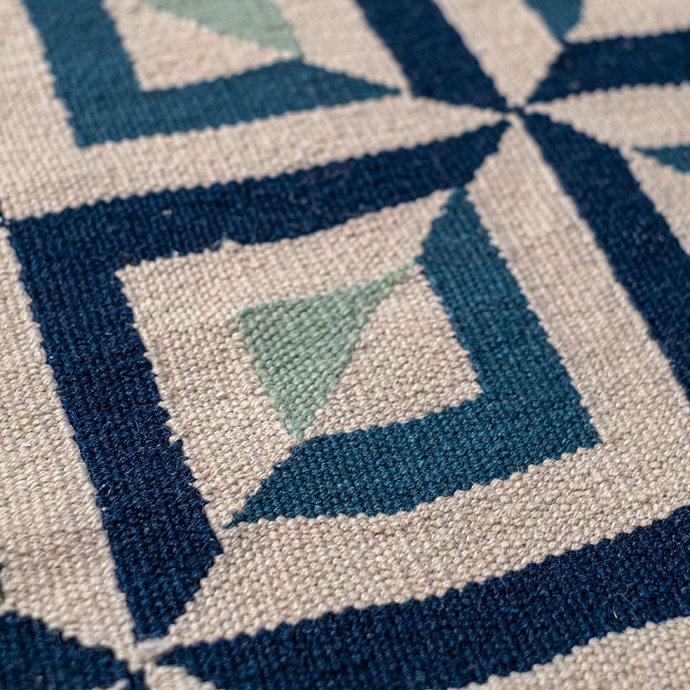 ıllusion el dokuması kilim 84x149, 1,25 m2'in resmi
