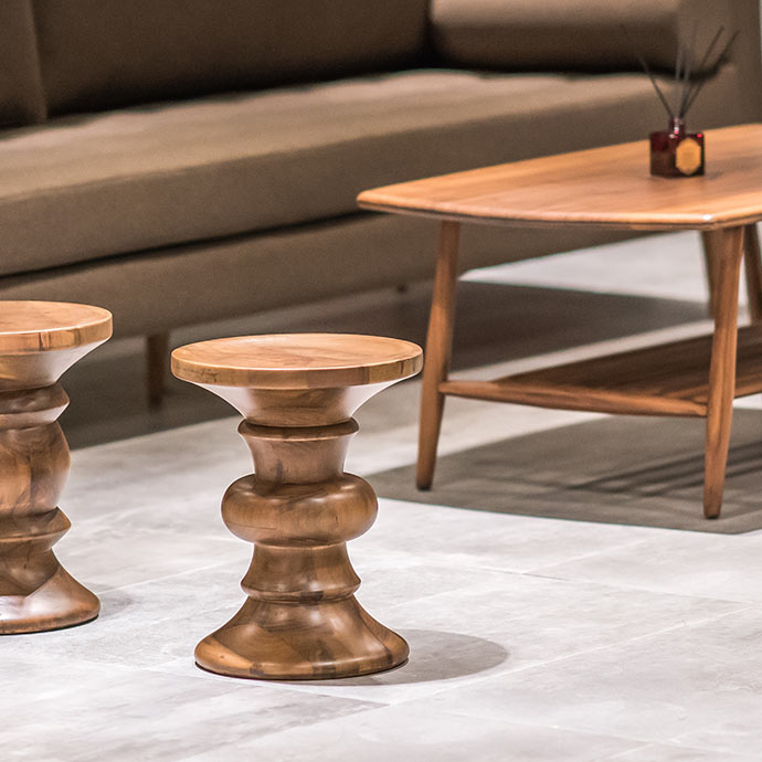 eames walnut stool b type resmi