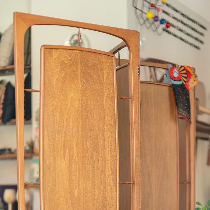 middivide midcentury paravan resmi