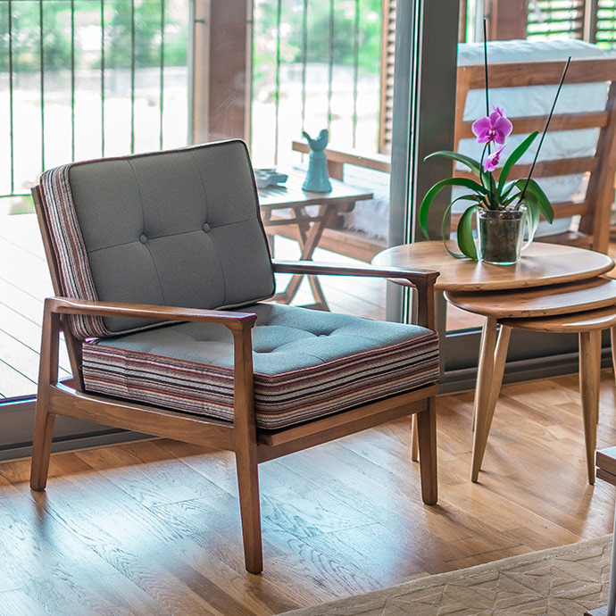 tinyliny midcentury berjer