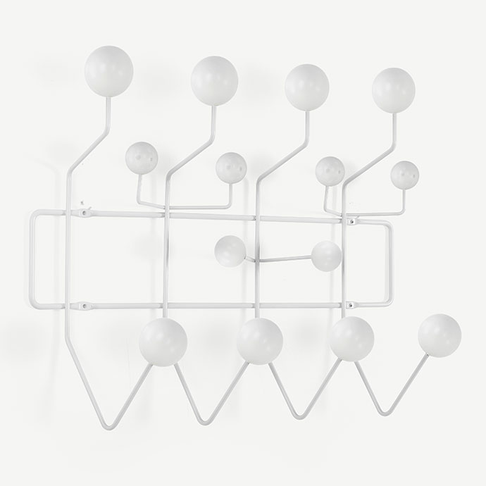 charles eames hang ıt all beyaz toplu askılık resmi