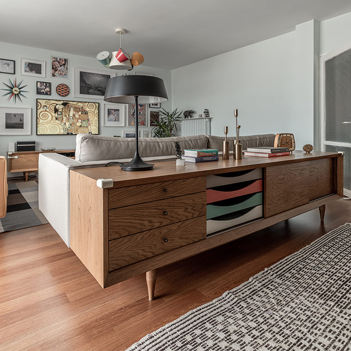 master mıdcentury meşe konsol resmi